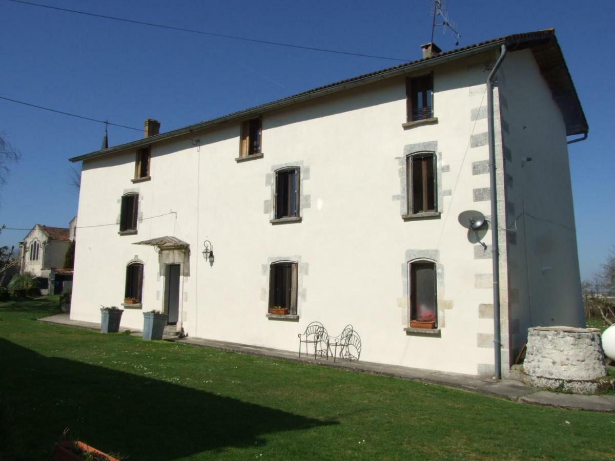 Le Vieux Couvent Villa Deviat Buitenkant foto