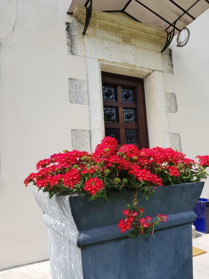 Le Vieux Couvent Villa Deviat Buitenkant foto